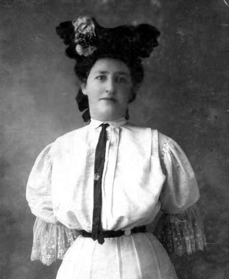 laura jane barnum.jpg